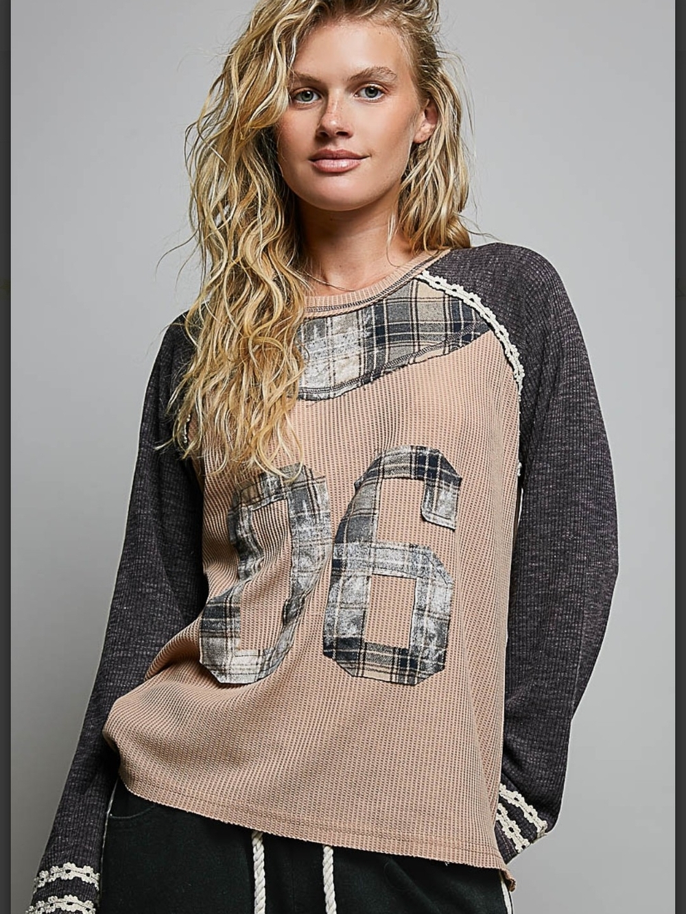 NEW!! POL Casual Two-Tone Raglan Top with Plaid '96' Graphic - Beige & Charcoal